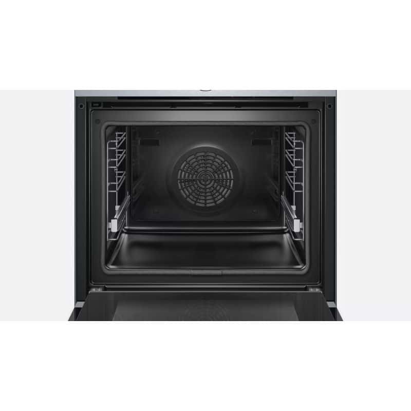 Bên trong lò nướng Bosch HBG6764S6B Bên trong lò nướng Bosch HBG6764S6B