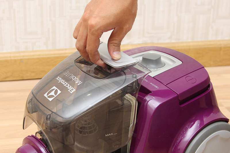 electrolux-zlux1811-2-1.jpg electrolux zlux1811 2 1