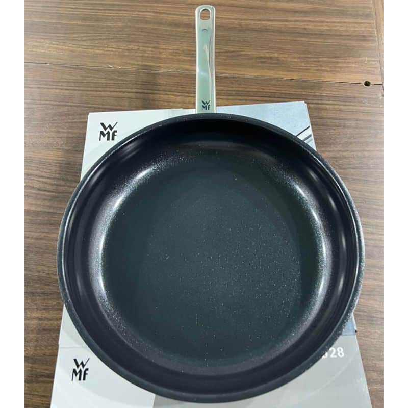 Ảnh thực tế Chảo Từ WMF FP DEVIL 28 CM CERAMIC COATING – 0741486901 Ảnh thực tế Chảo Từ WMF FP DEVIL 28 CM CERAMIC COATING – 0741486901