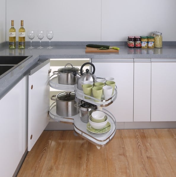 Kệ góc lá đáy composite màu trắng Inoxen KGM-180L Kệ góc lá đáy composite màu trắng Inoxen KGM-180L