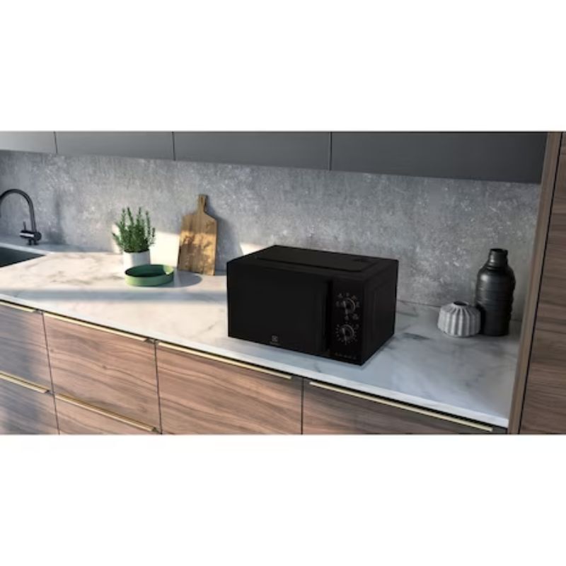 Hình ảnh lò vi sóng mini có nướng đối lưu 20L Electrolux EMG20K22B Hình ảnh lò vi sóng mini có nướng đối lưu 20L Electrolux EMG20K22B
