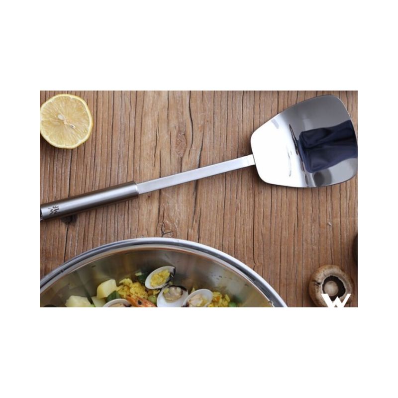 Ảnh thực tế của xẻng xào WMF PROFI PLUS WOK SLICER L36CM 1873596030 Ảnh thực tế của xẻng xào WMF PROFI PLUS WOK SLICER L36CM 1873596030