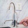 Thiết bị lọc nước điện giải tạo ion kiềm Cleansui EU301 2 Vòi nước thiết bị lọc nước điện giải tạo ion kiềm Cleansui EU301