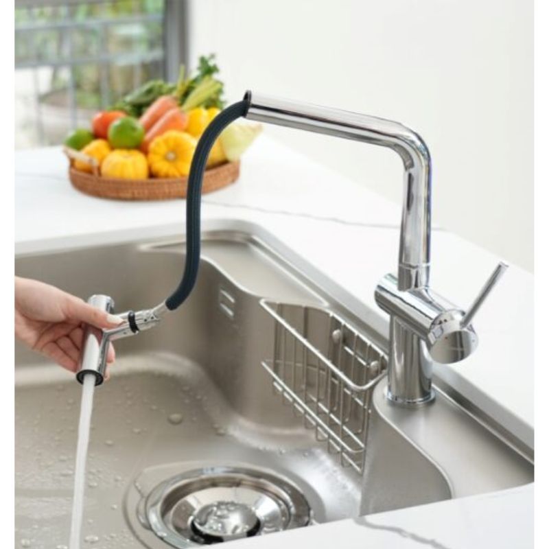 Hình ảnh thực tế rửa bát nóng lạnh Konox Volta Chrome có dây rút Hình ảnh thực tế rửa bát nóng lạnh Konox Volta Chrome có dây rút