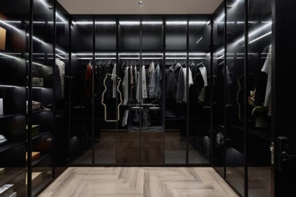 Nhà Phố Tone Màu Tối 9design Hiện Đại 8 Công trình thực tế ứng dụng vật liệu Gỗ An Cường được thiết kế & thi công bởi 9Design