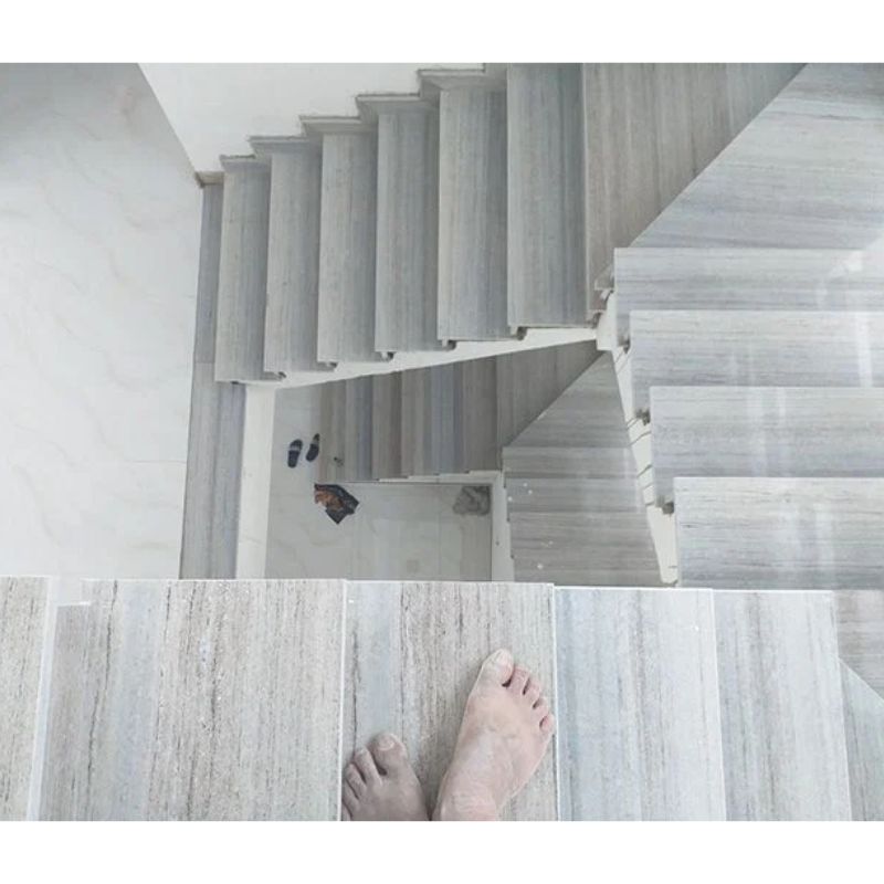 Đá cầu thang bộ xám ý Đá cầu thang bộ xám ý