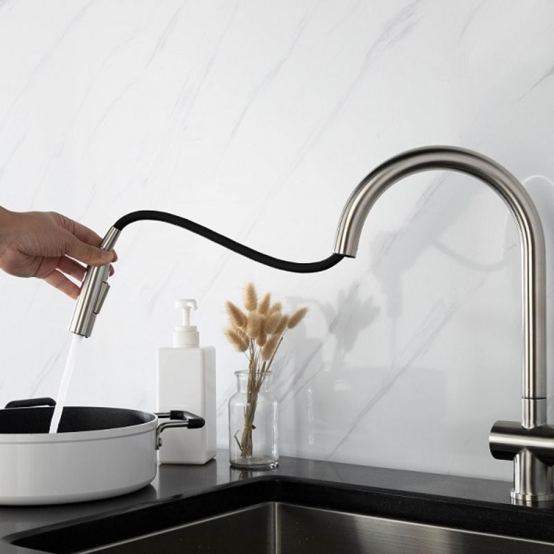 Ảnh vòi rửa bát nóng lạnh Kluger KLF0008S có dây rút Ảnh vòi rửa bát nóng lạnh Kluger KLF0008S có dây rút