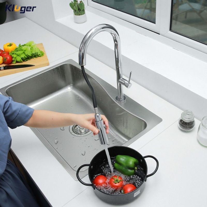 Ảnh vòi rửa bát nóng lạnh Kluger KLF0010C có dây rút Ảnh vòi rửa bát nóng lạnh Kluger KLF0010C có dây rút