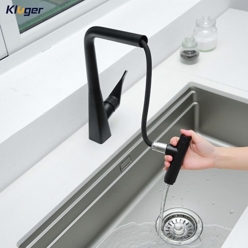 Ảnh vòi rửa bát nóng lạnh Kluger KLF0016B có dây rút Ảnh vòi rửa bát nóng lạnh Kluger KLF0016B có dây rút