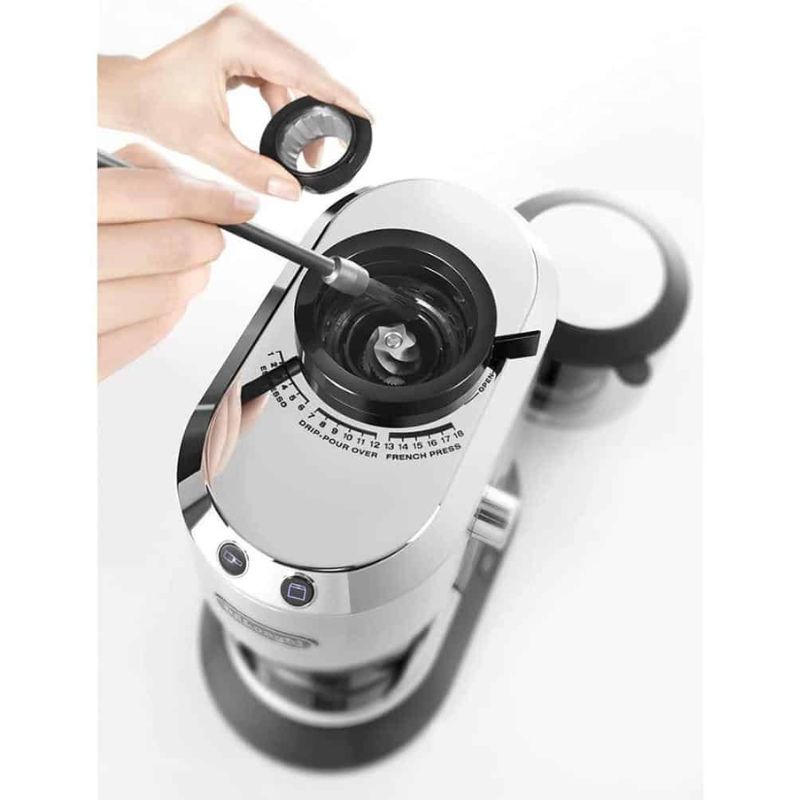 Ảnh máy xay cafe tự động Russell Hobbs 23120-56 Classics Ảnh máy xay cafe tự động Russell Hobbs 23120-56 Classics