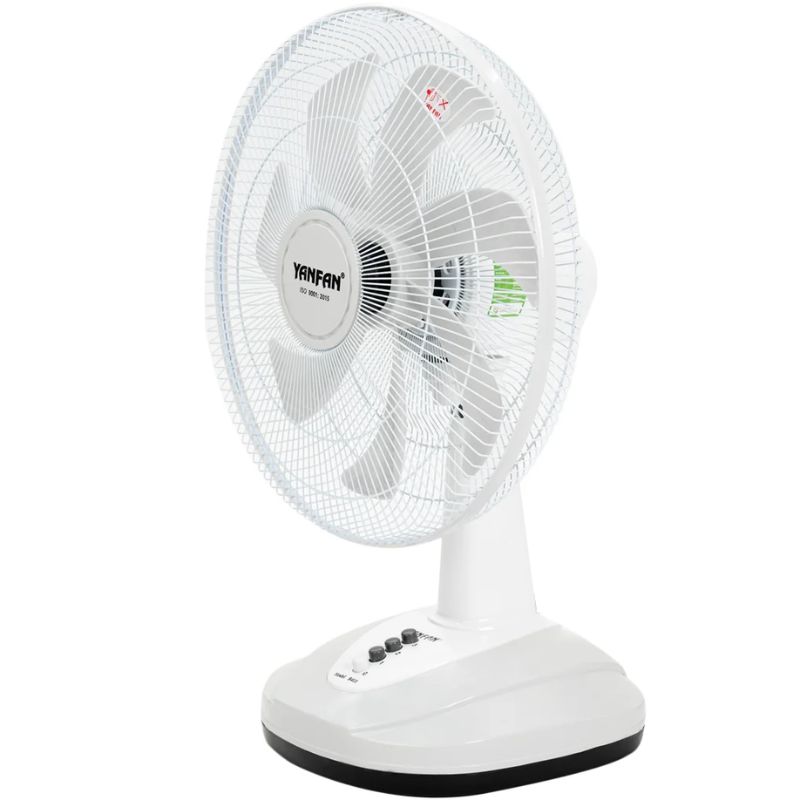 anh-quat-ban-yanfan-b411.jpg anh quat ban yanfan b411