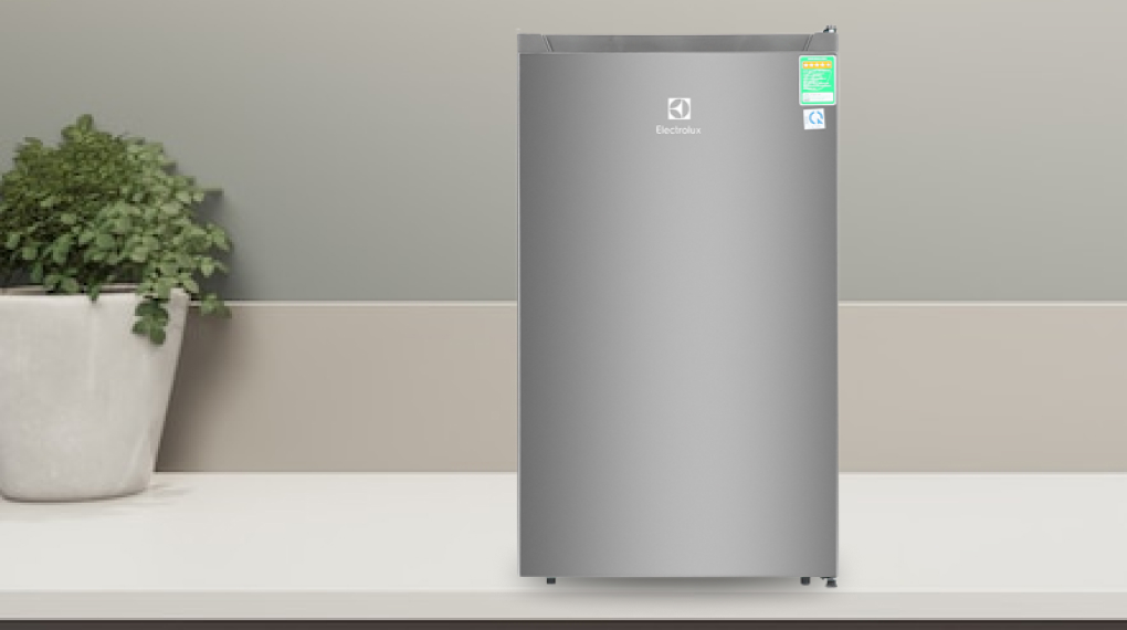 Tủ lạnh Electrolux 94 Lít EUM0930AD-VN - Tổng quan thiết kế Tủ lạnh Electrolux 94 Lít EUM0930AD-VN - Tổng quan thiết kế
