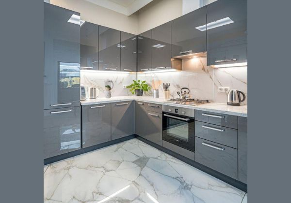 Tủ bếp Inox cánh kính cường lực tại Đà Nẵng