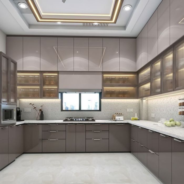 Phân loại tủ bếp treo tường: Kích thước chuẩn, chất liệu bền 9 Hệ tủ bếp tại căn hộ cao cấp được làm từ inox phủ Acrylic cánh kính sang trọng, hiện đại