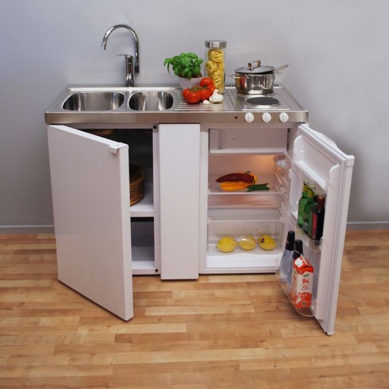 Tủ bếp rời - Top 10 mẫu được yêu thích, thịnh hành nhất 2025 10 Tủ bếp mặt inox kết hợp cánh gỗ công nghiệp, có bồn rửa và tủ lạnh ở dưới