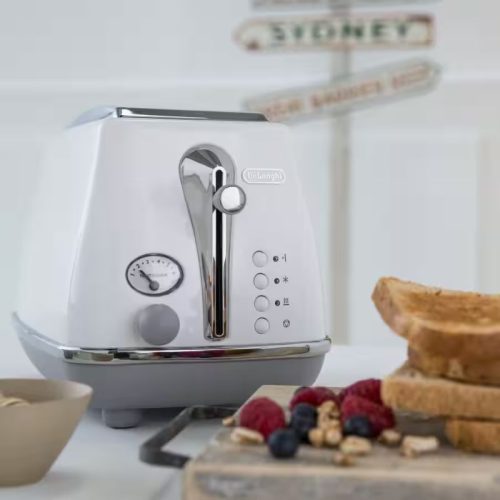 Máy nướng bánh mì Delonghi CTOC2103.W 5 Ảnh thực tế Máy nướng bánh mì Delonghi CTOC2103.W