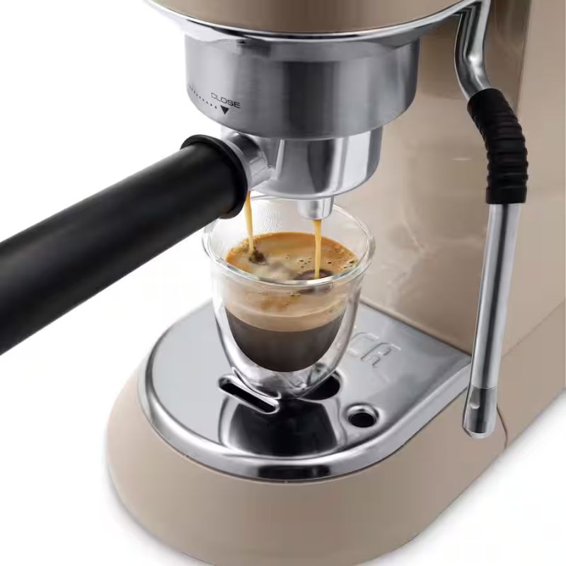 Chi tiết máy pha cà phê Delonghi EC885.BG Chi tiết máy pha cà phê Delonghi EC885.BG