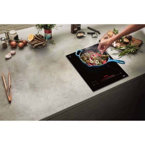 anh bep tu don lorca ta 1018 pro