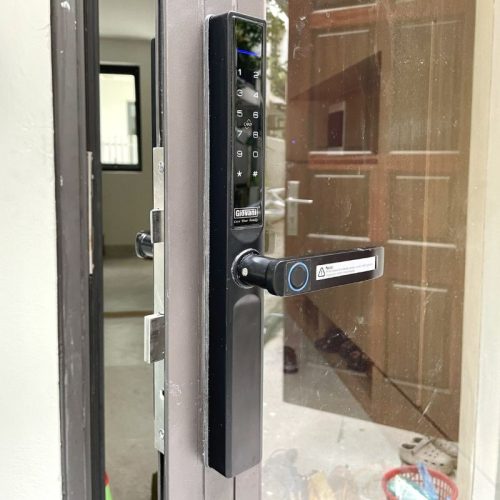 anh khoa van tay cua nhom giovani gsl 586b